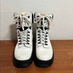 Vintage Donald Pliner Men’s White Leather Lace Up Boots Size 9